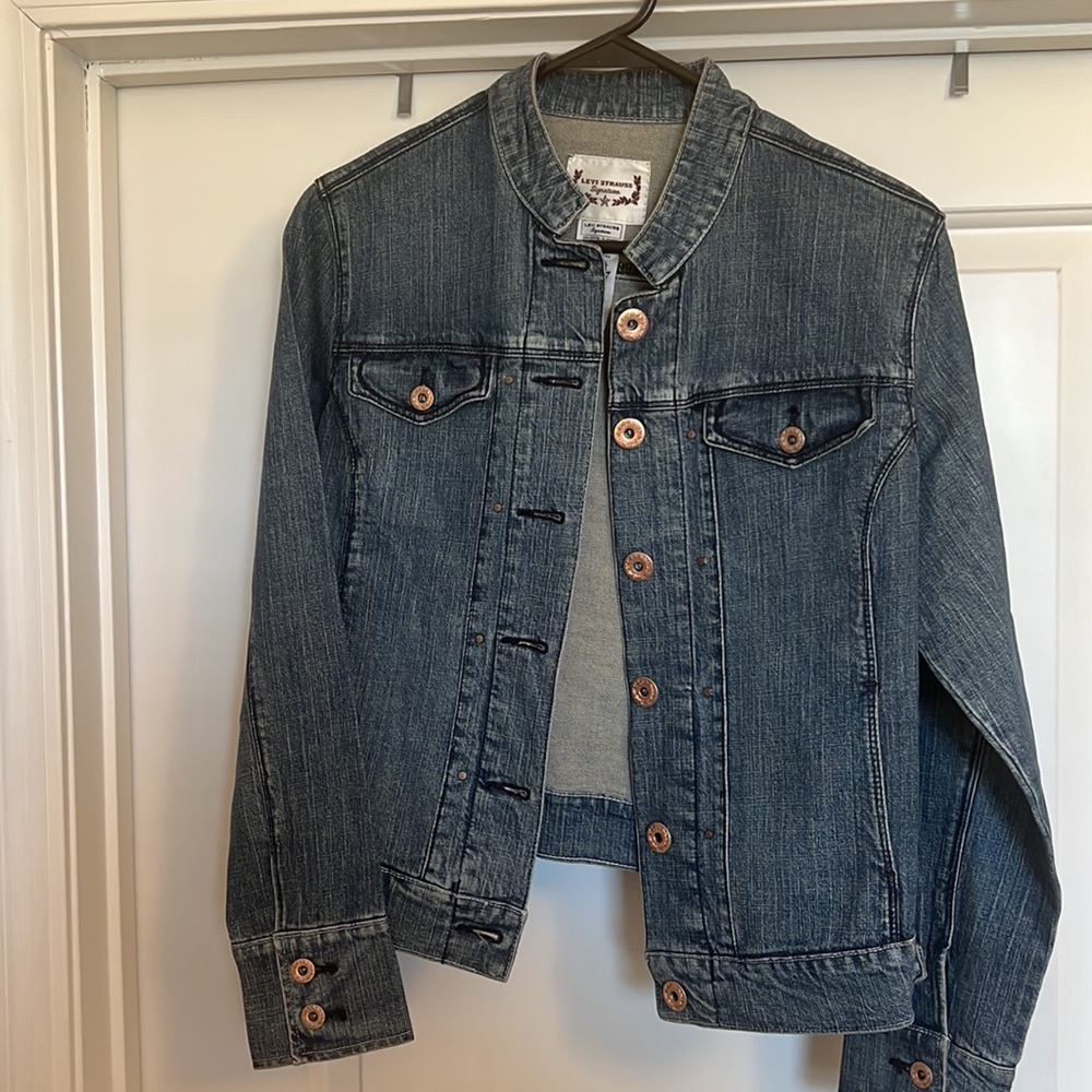 NWOT Levi Strauss Signature Collarless Denim Jacket